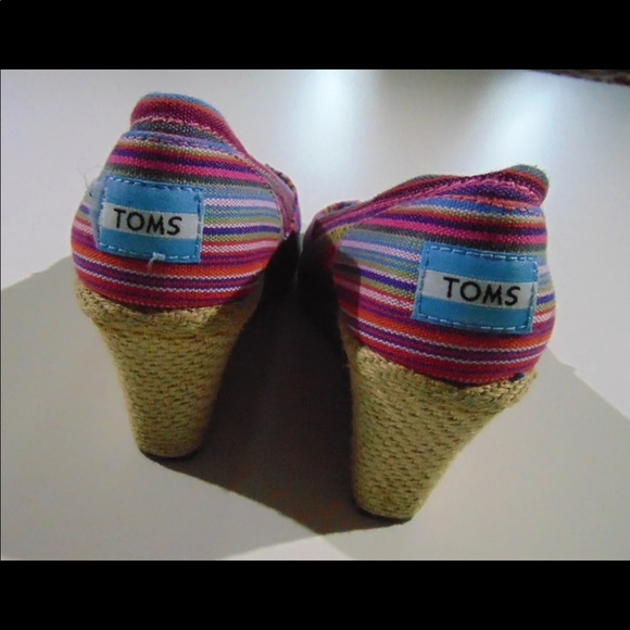 Adorable Toms Wedges Sz 6.5 - Picture 3 of 4